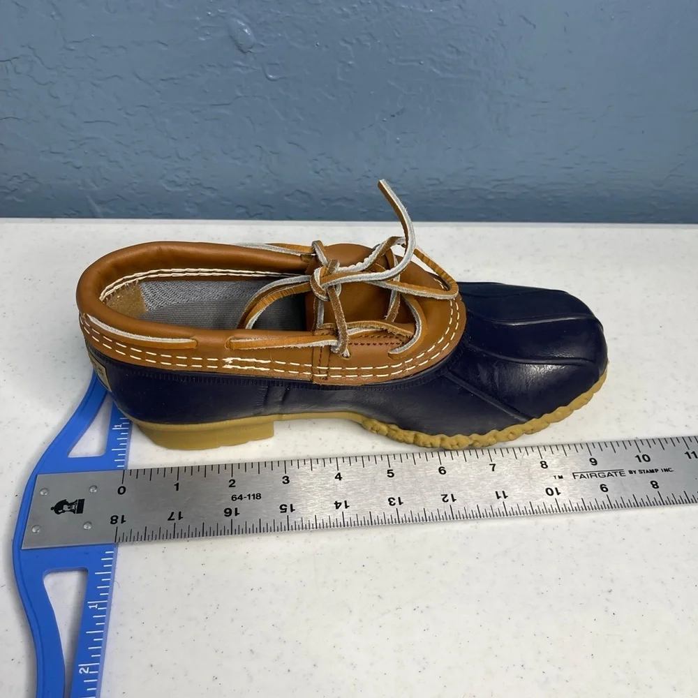 L.L. Bean Bean boots made in USA duck boots low top lace up rubber/leather. Sz 6